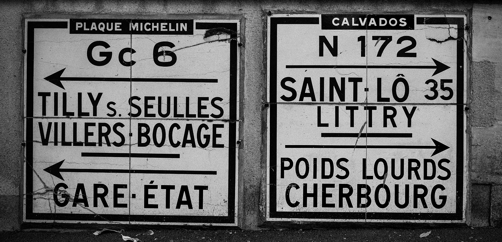 Sign BW